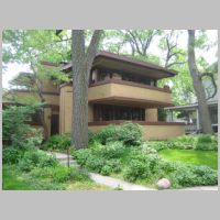 Mrs. Thomas H. Gale House, Oak Park, Illinois. 1909, photo IvoShandor, Wikipedia.jpg